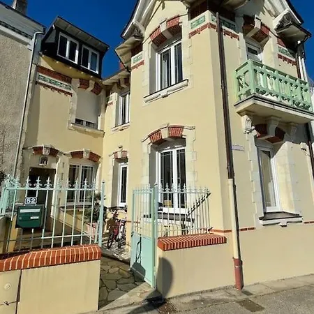 Port De Pornic. Vue Mer. Sea View. 4 Rooms.