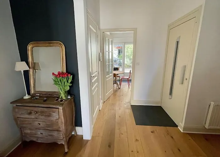 Port De Pornic. Vue Mer. Sea View. 4 Rooms. Villa Pornic