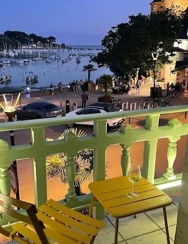 Villa Port De Pornic. Vue Mer. Sea View. 4 Rooms. *